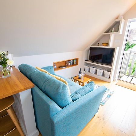 The Loft At The Little Elms Appartement Motcombe Buitenkant foto