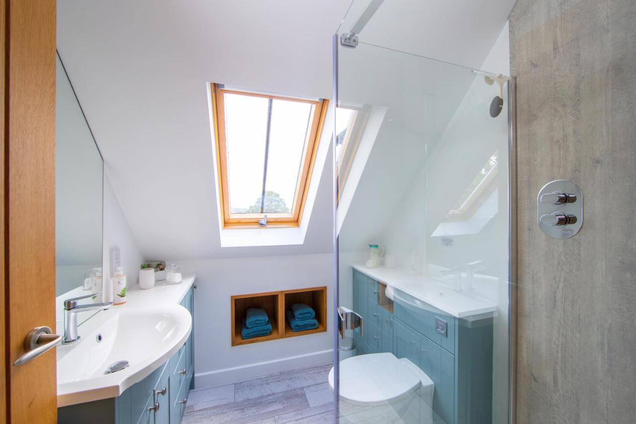 The Loft At The Little Elms Appartement Motcombe Buitenkant foto